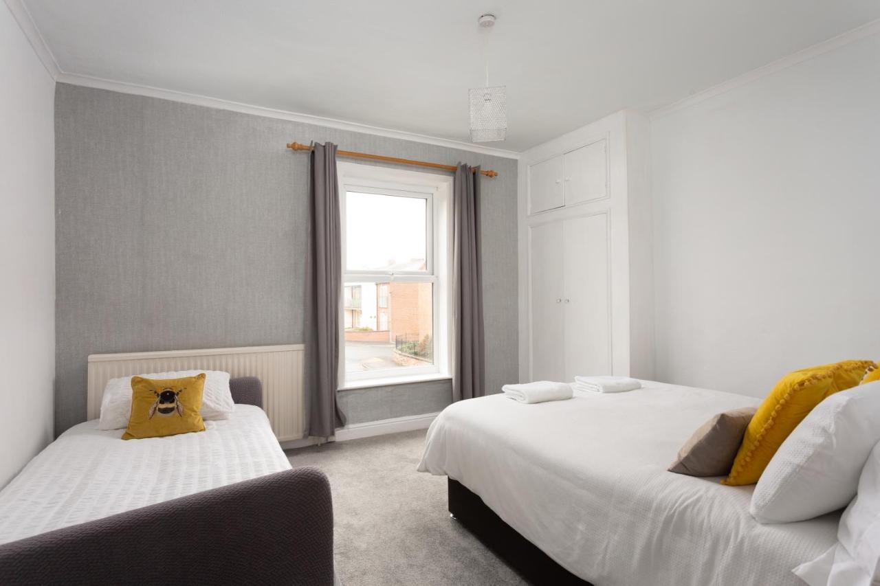 Lovely City Town House With Free Parking Sleeps 2 To 6 Guests York Eksteriør bilde