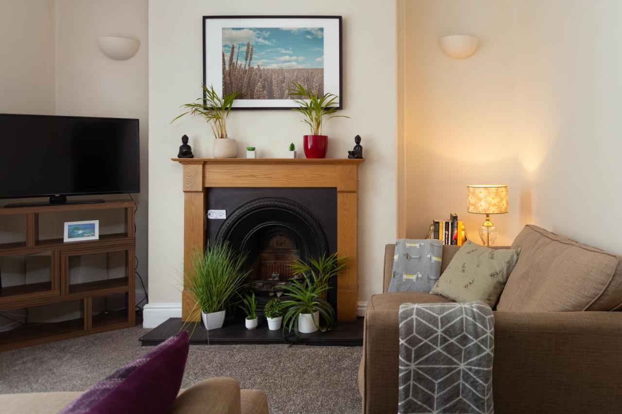 Lovely City Town House With Free Parking Sleeps 2 To 6 Guests York Eksteriør bilde