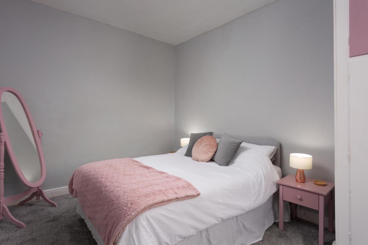 Lovely City Town House With Free Parking Sleeps 2 To 6 Guests York Eksteriør bilde